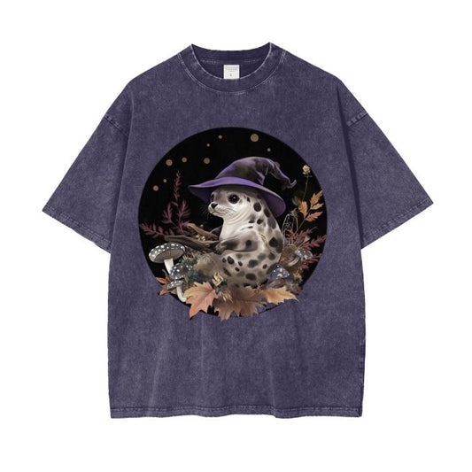 Spotted Seal Witchycore Witch Hat Fall night in Leaves Cottagecore Foliage Mineralwash Acid Wash Oversize T-Shirt - 250 GSM